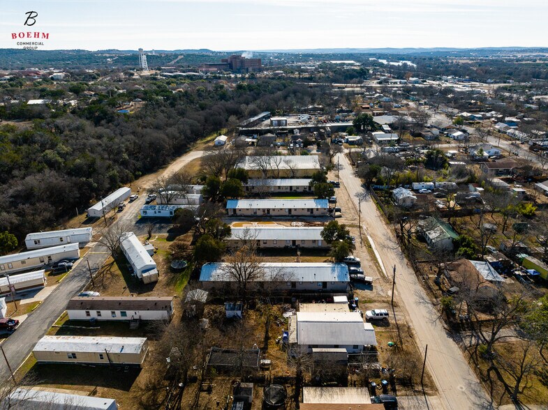 More Photos Of 2906-2908 Hunt St, Kerrville Apartments For Sale