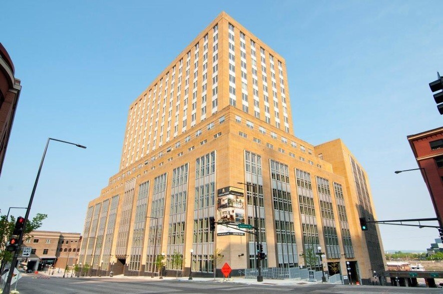 Primary Photo Of 180 Kellogg Blvd E, Saint Paul Apartments For Lease