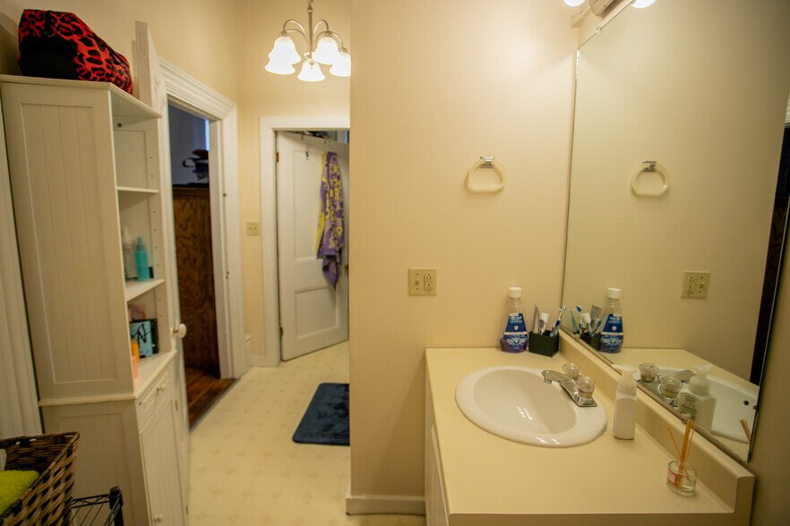 More Photos Of 43-49 Main, Bangor Office For Sale