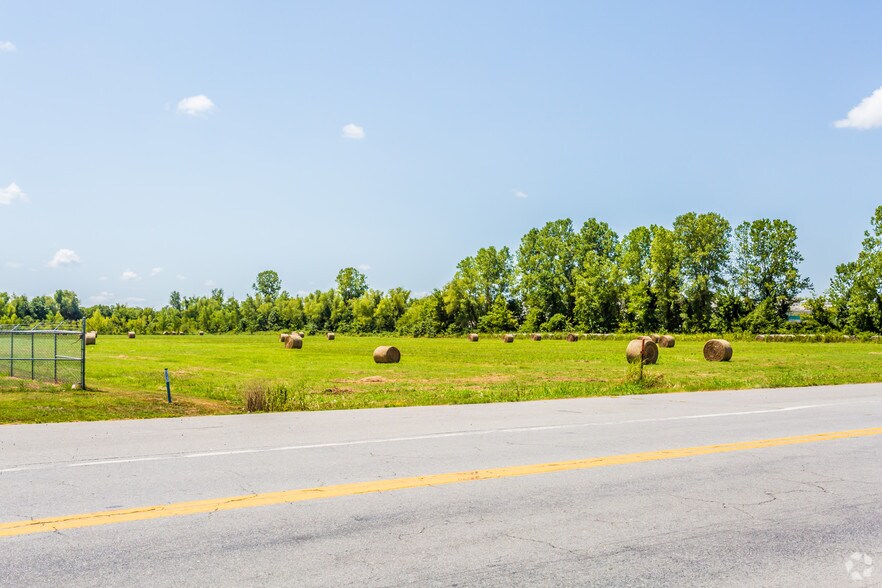 More Photos Of 6700 Sloane Dr, Little Rock Distribution For Sale