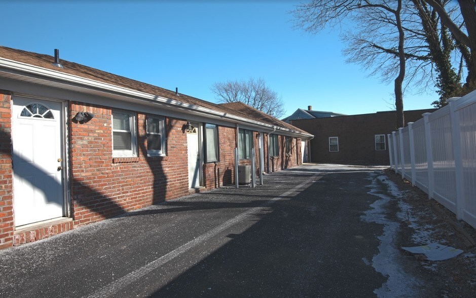 More Photos Of 100 Oakland Ave, Port Jefferson Medical For Lease