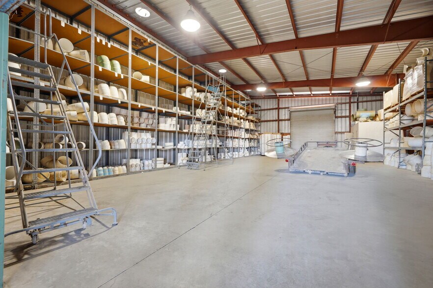 More Photos Of 1260 Buttonwillow Ave, Reedley Warehouse For Sale