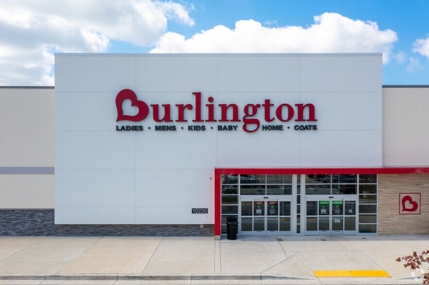 More Photos Of 10300 Mill Run Cir, Owings Mills Unknown For Lease