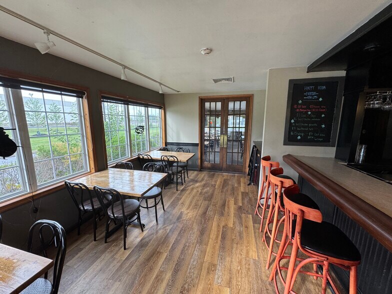 More Photos Of 6751 Ruppsville Rd, Allentown Specialty For Lease