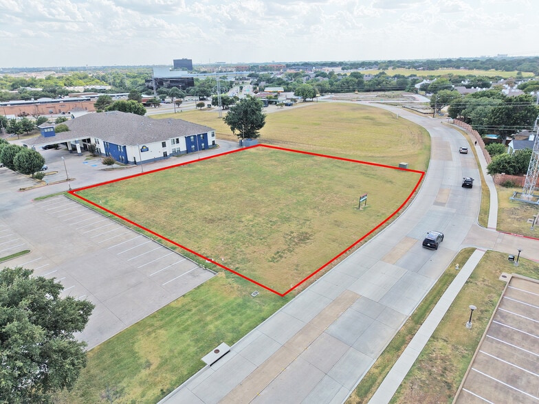 More Photos Of Central Expy & Park Blvd, Plano Land For Lease