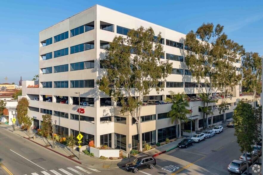 Primary Photo Of 425 E Colorado St, Glendale Office For Lease