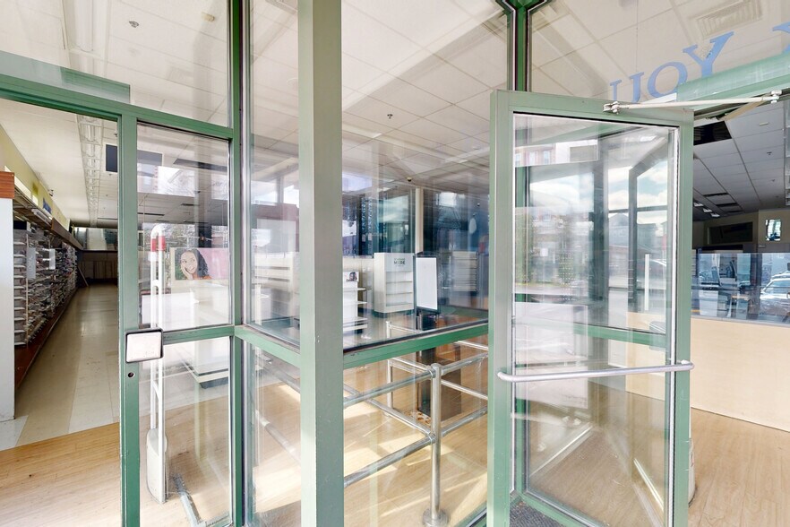 Primary Photo Of 1207 Acushnet Ave, New Bedford Drugstore For Lease