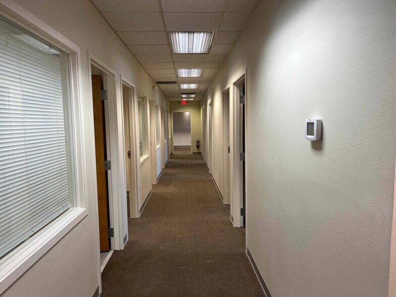 More Photos Of 4502 35th St, Orlando Office Residential For Lease