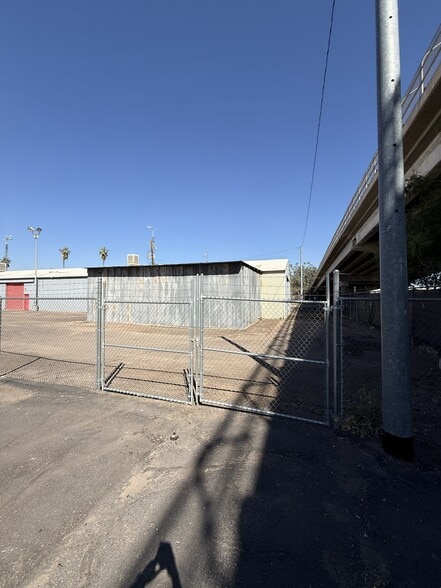 More Photos Of 1575 E Jackson St, Phoenix Warehouse For Lease