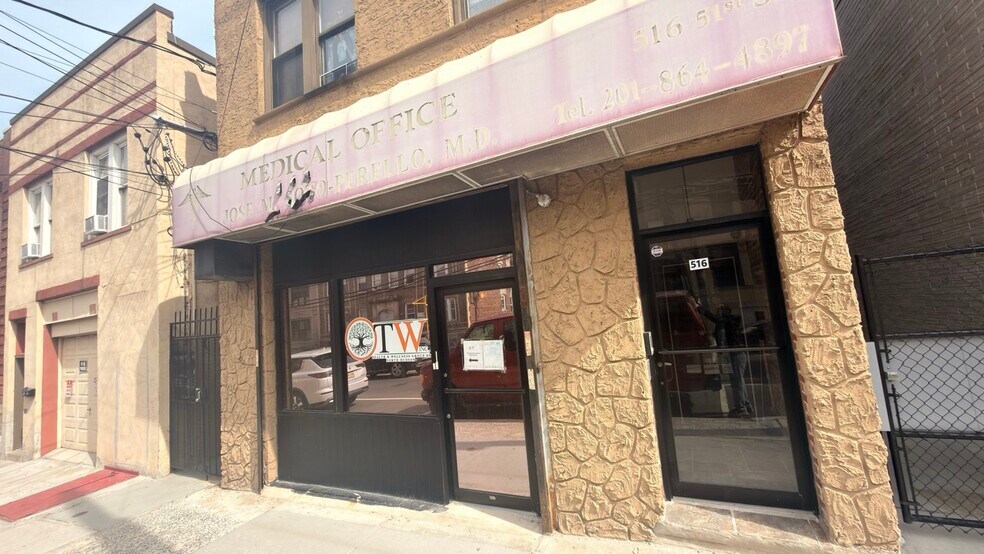 More Photos Of 516 51st St, West New York Office Residential For Lease