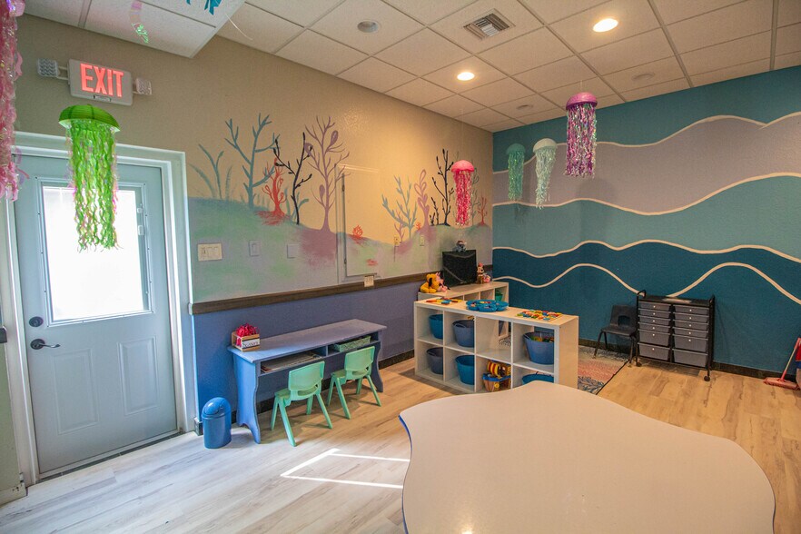 More Photos Of 17162 Toledo Blade Blvd, Port Charlotte Medical For Sale