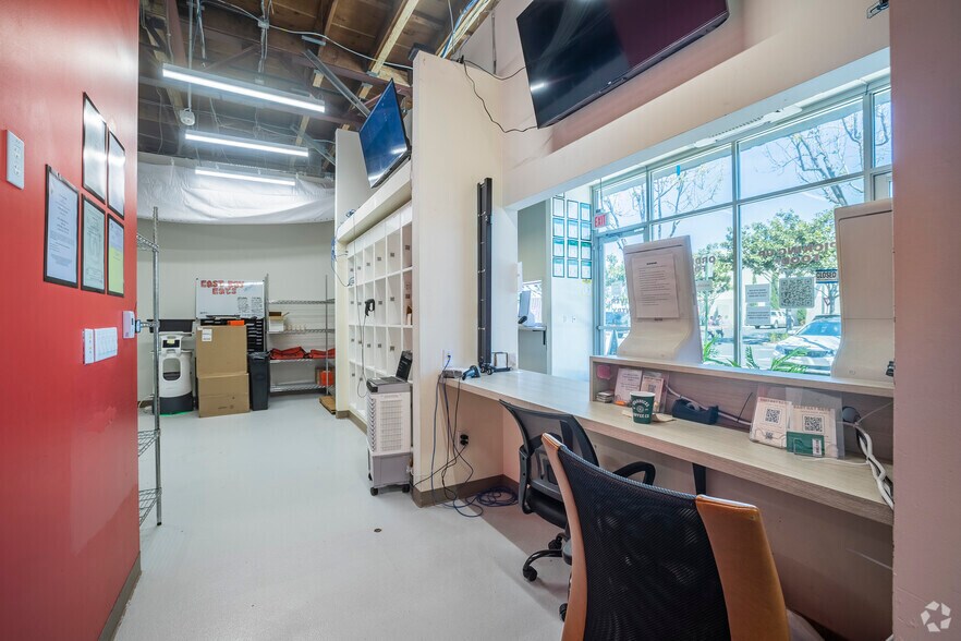 More Photos Of 1025 A St, Hayward Restaurant For Lease