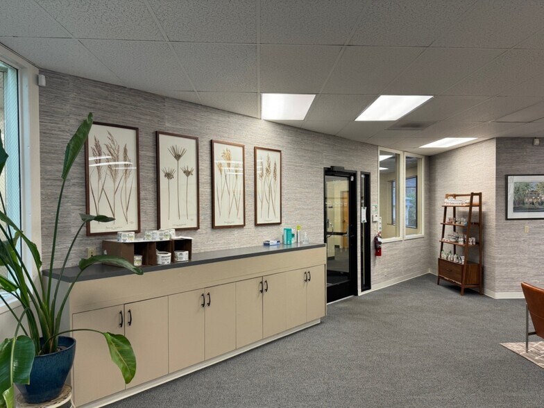 More Photos Of 488 E 11th Ave, Eugene Office For Lease