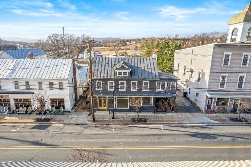 Primary Photo Of 9361-9365 N Congress St, New Market Apartments For Sale