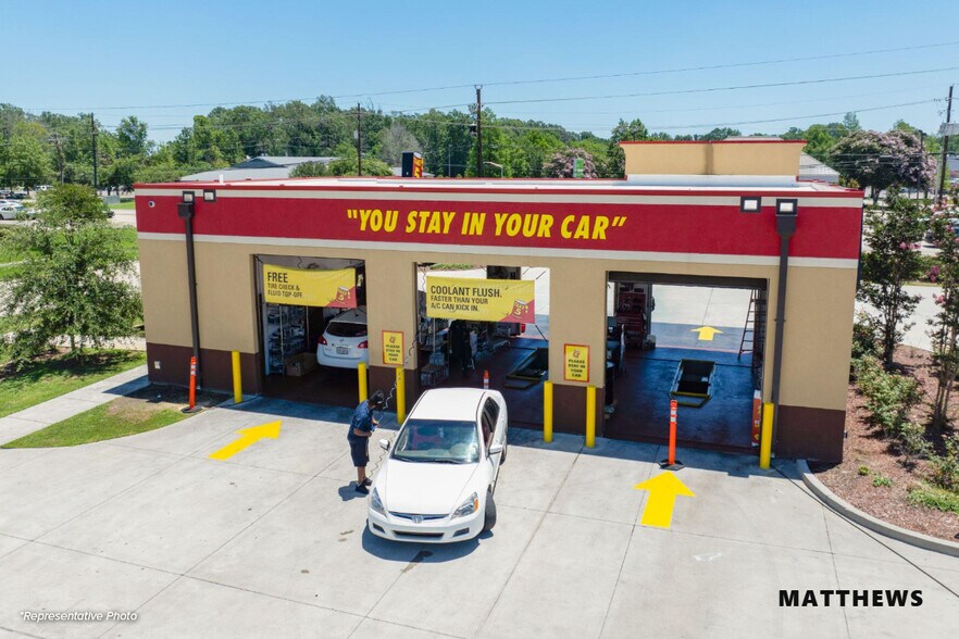 More Photos Of 4876 NY-30, Amsterdam Bowling Alley For Sale