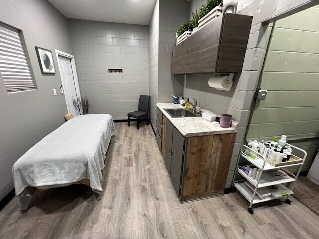 More Photos Of 801 Cypress Gardens Blvd, Winter Haven General Retail For Sale