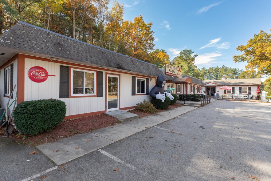 More Photos Of 414 Boston St, Topsfield Office For Sale