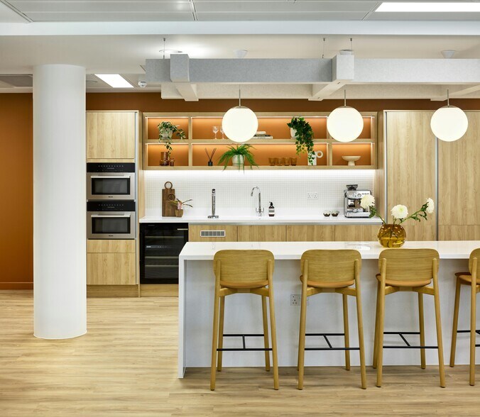 More Photos Of 1 Kingsway, London Office For Lease