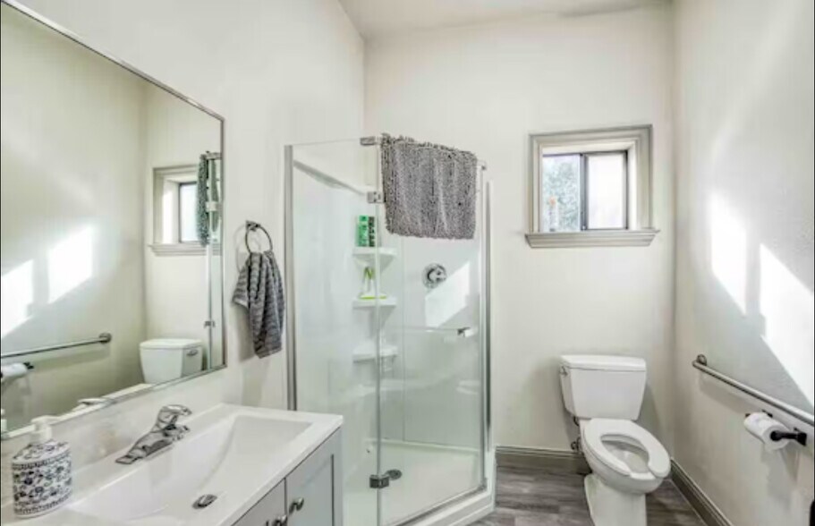 More Photos Of 41441 CA-168, Shaver Lake Specialty For Sale