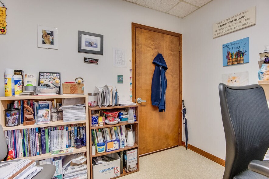 More Photos Of 231 Memorial Dr, Jacksonville Medical For Sale