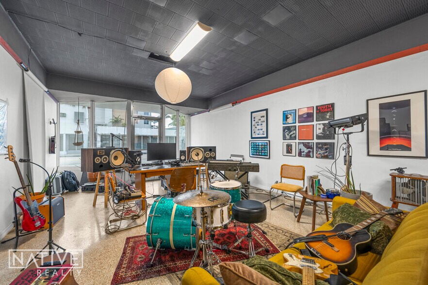 More Photos Of 412-416 N Andrews Ave, Fort Lauderdale Storefront Retail Office For Lease