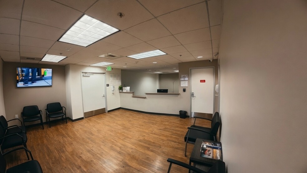 More Photos Of 625 N A St, Oxnard Office For Sale