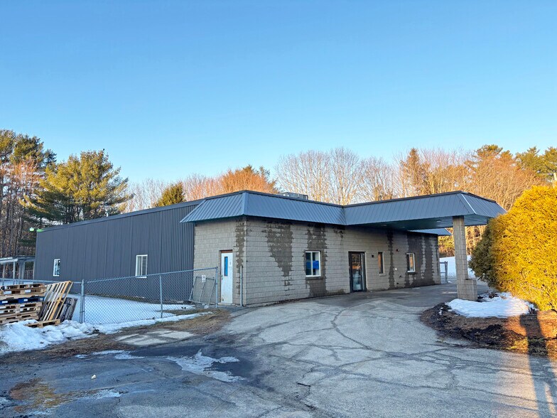 Primary Photo Of 154 Mount Auburn Ave, Auburn Office For Lease