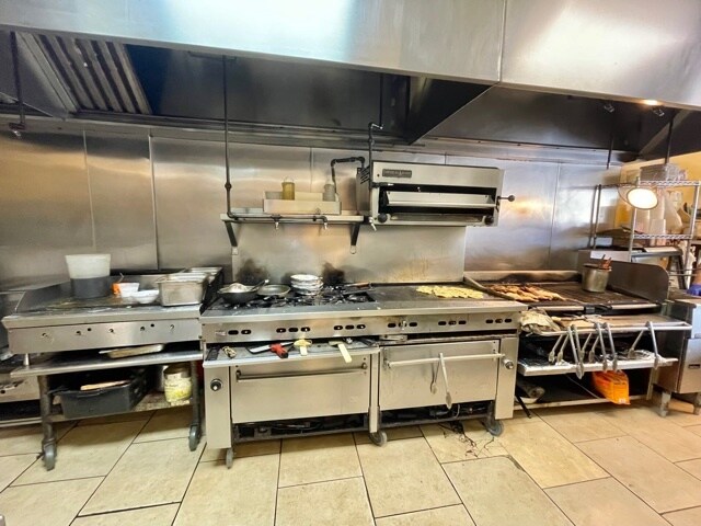 More Photos Of 50 Middle Country Rd, Coram Storefront Retail Office For Lease