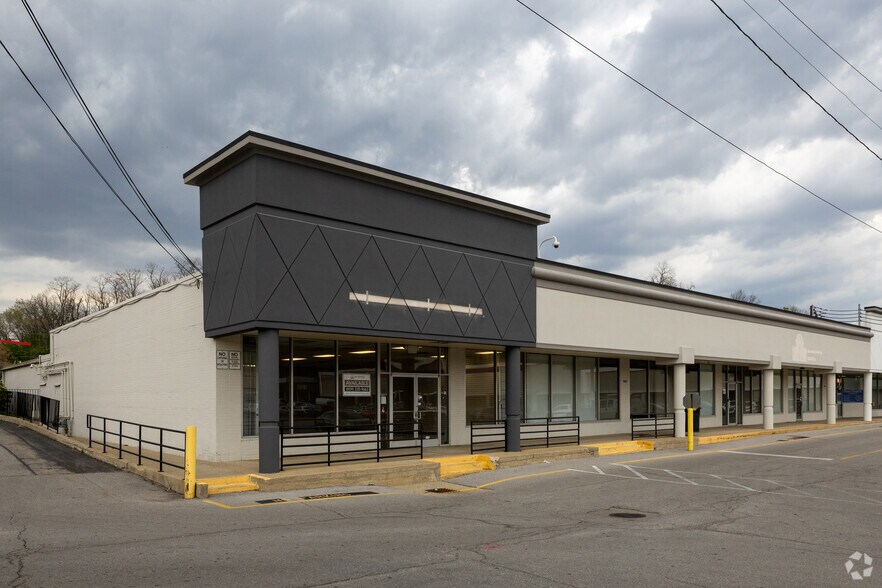 More Photos Of 1695-1853 Monmouth St, Newport Unknown For Lease