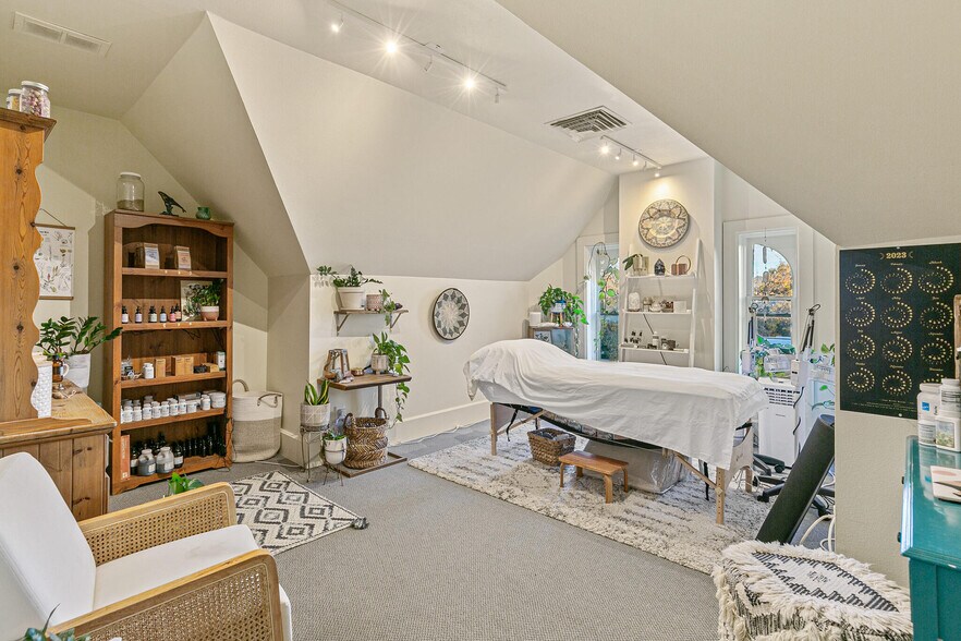 More Photos Of 1557 Ogden St, Denver Office Residential For Sale