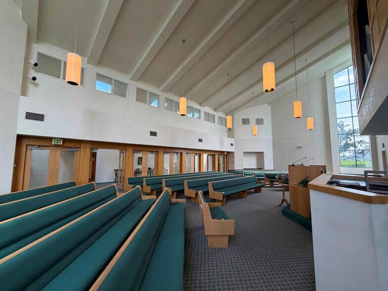 More Photos Of 640 Blairs Ferry Rd NE, Cedar Rapids Religious Facility For Sale