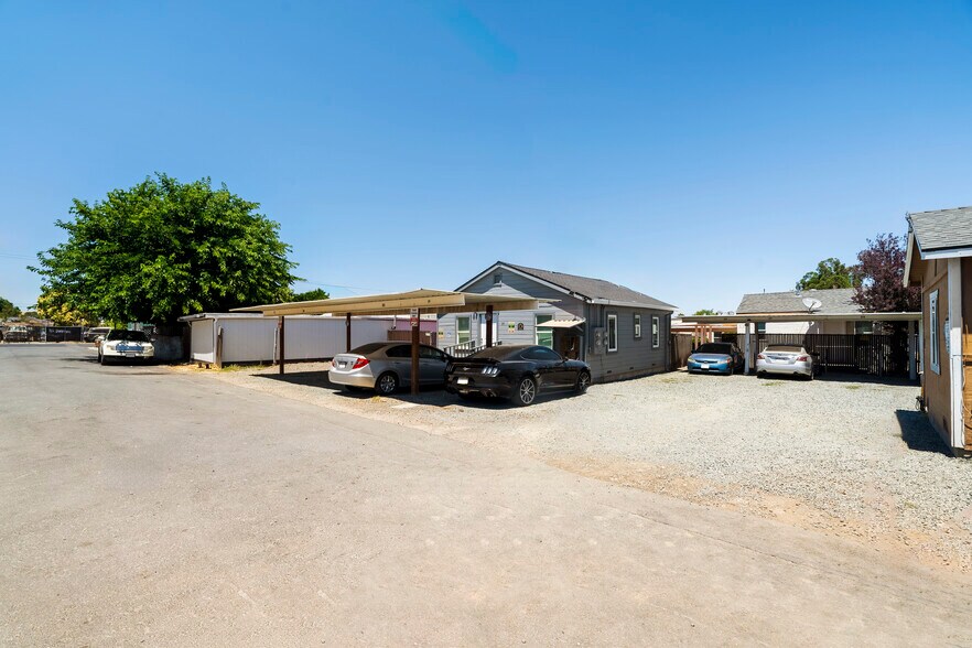 More Photos Of 19-37 Washington St, Bay, Bay Point Apartments For Sale