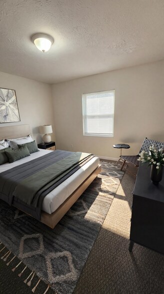 More Photos Of 7300-7310 Southside Dr, Louisville Apartments For Sale