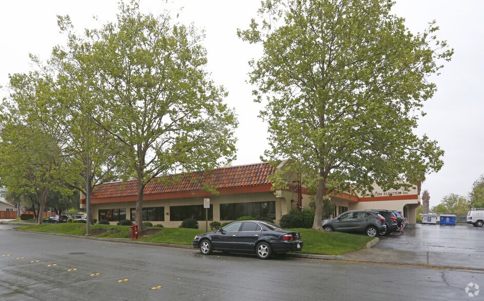 More Photos Of 50-80 Whitney Pl, Fremont Office For Sale