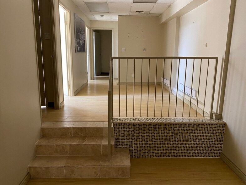 More Photos Of 800 Bathurst St, Toronto Medical For Sale