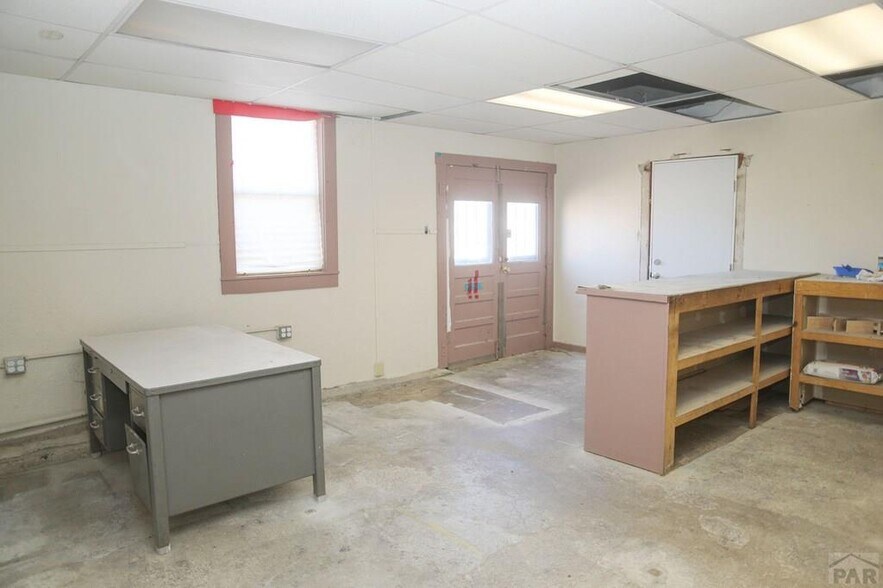 More Photos Of 600 E 11th St, Pueblo Auto Repair For Sale