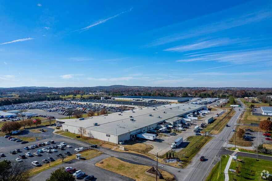 More Photos Of 1420 Toshiba Dr, Lebanon Manufacturing For Lease