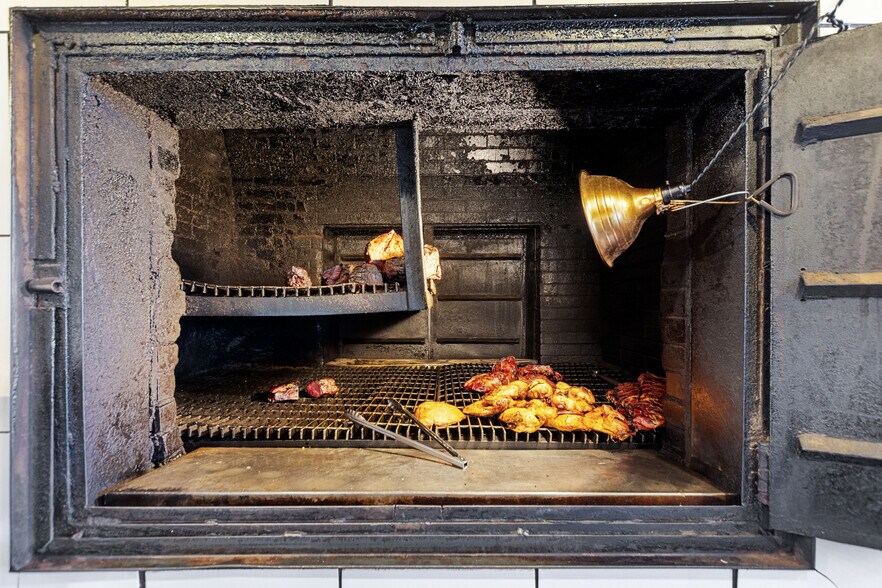 More Photos Of 3000 Cypress Gardens Rd, Winter Haven Restaurant For Sale