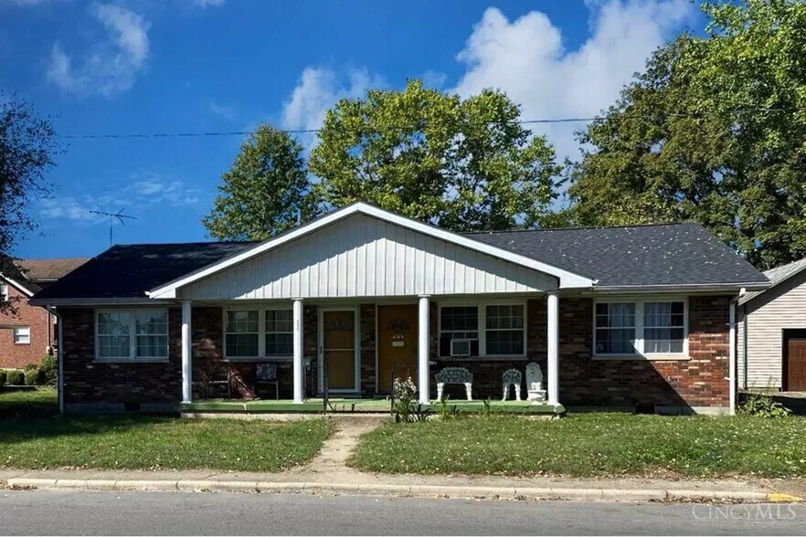 Primary Photo Of 405 N Main St, Georgetown Apartments For Sale
