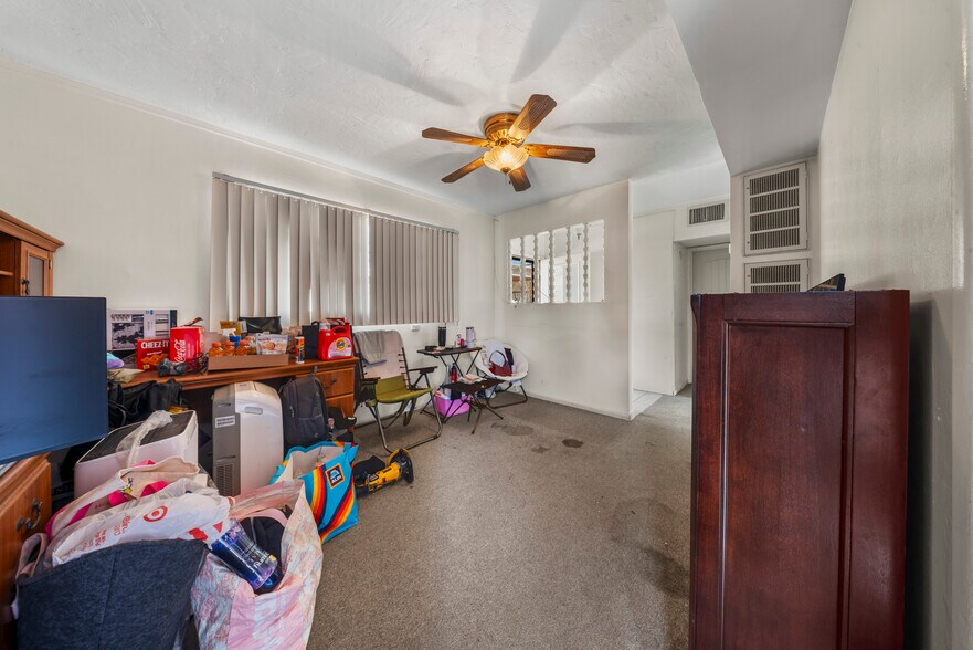 More Photos Of 8213-8215 E Main St, Mesa Auto Repair For Sale