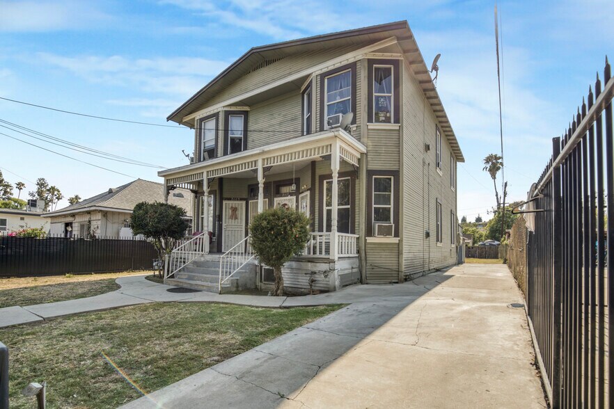 More Photos Of 2105 Keith St, Los Angeles Multifamily For Sale