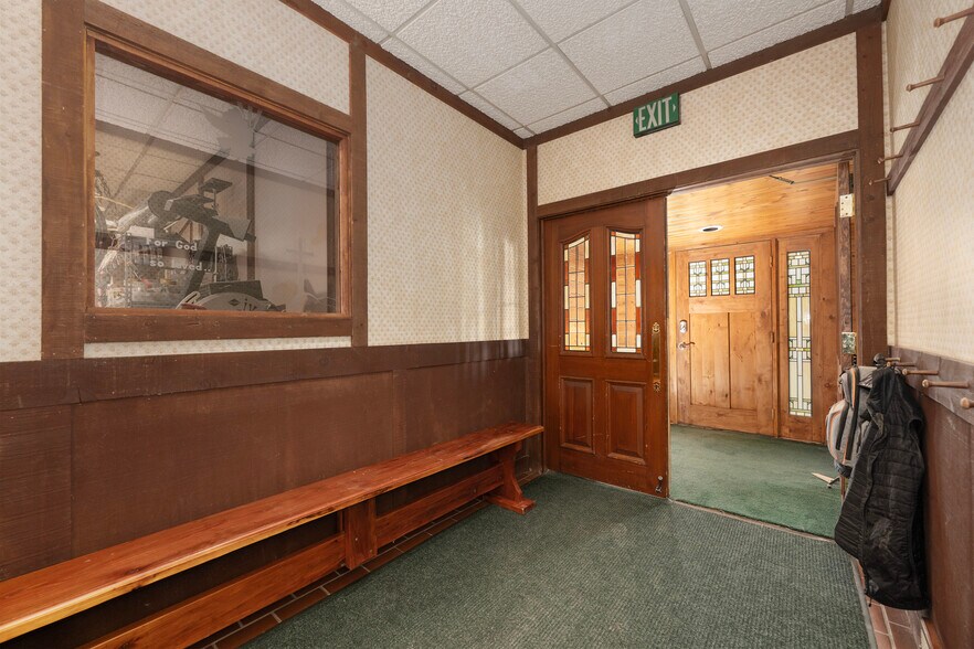 More Photos Of 312 4th Street St, Kremmling Light Manufacturing For Sale