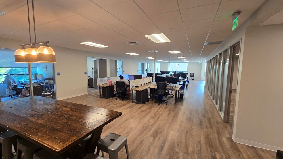 More Photos Of 1501 Belle Isle Ave, Mount Pleasant Office For Lease