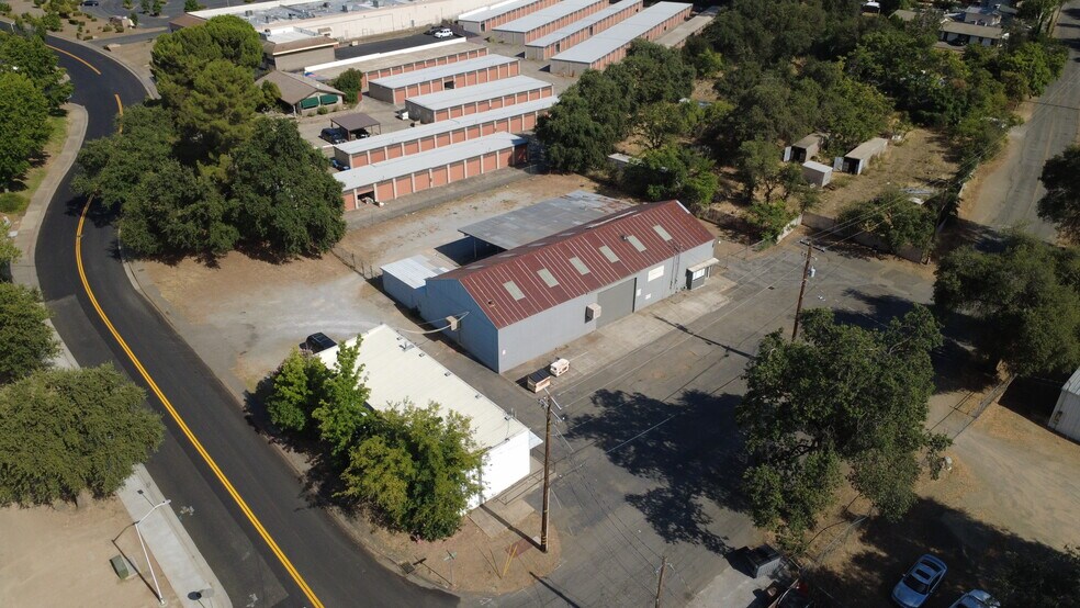 More Photos Of 2651 Henderson, Redding Warehouse For Sale