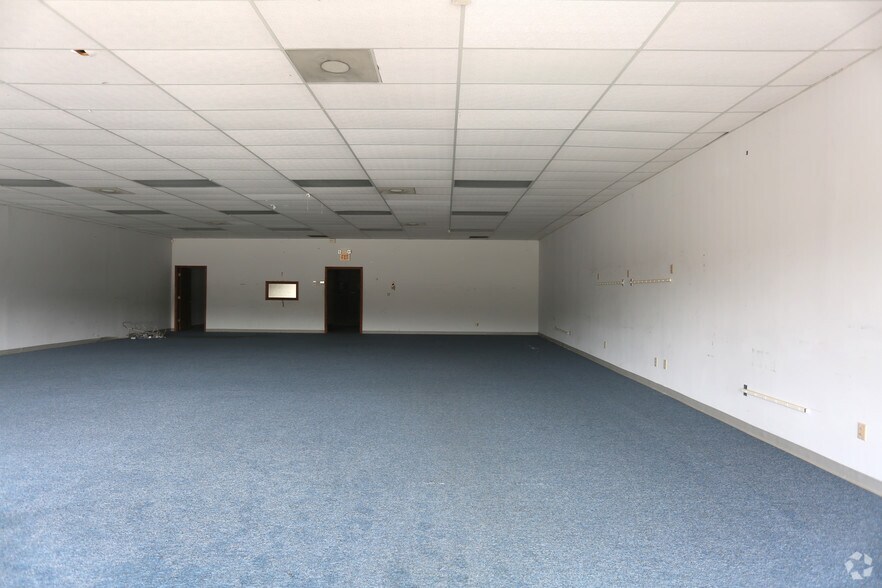More Photos Of 1451 Marietta Hwy, Canton Unknown For Lease