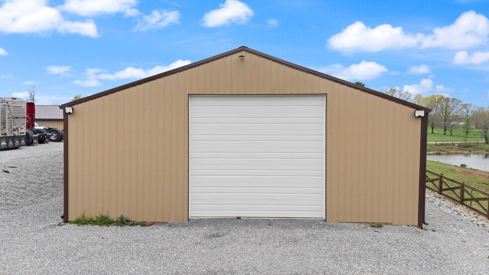 More Photos Of 4564 New Liberty Big Meadow Rd, Knob Lick Warehouse For Sale