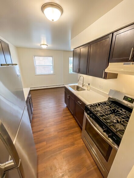 More Photos Of 8321 S King Dr, Chicago Apartments For Sale
