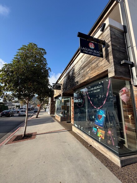 More Photos Of 570-574 S Coast Hwy, Laguna Beach Storefront Retail Residential For Lease