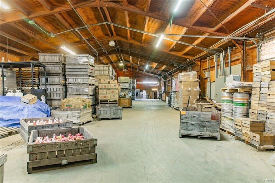 More Photos Of 6700 Dunnsville Rd, Village of Altamont Golf Course Driving Range For Sale