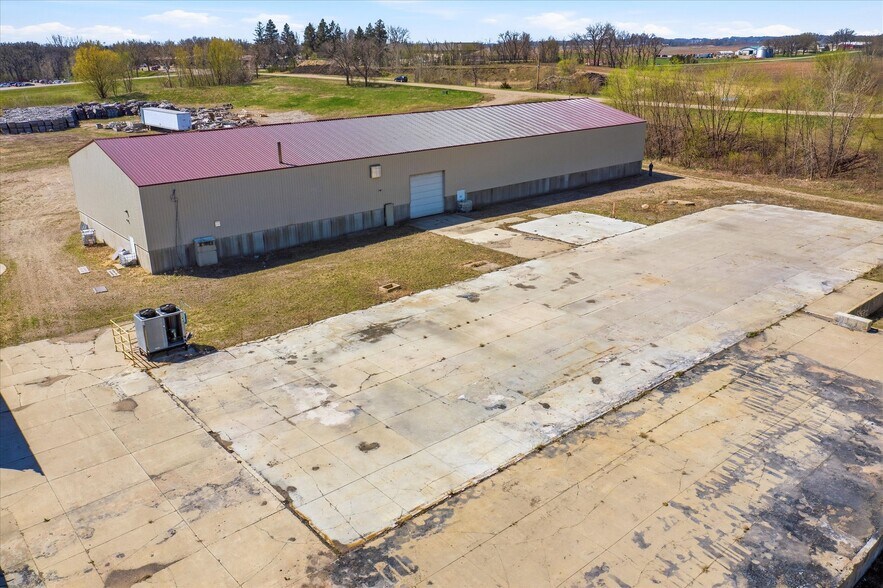 More Photos Of 24104 755th Ave, Albert Lea Warehouse For Sale